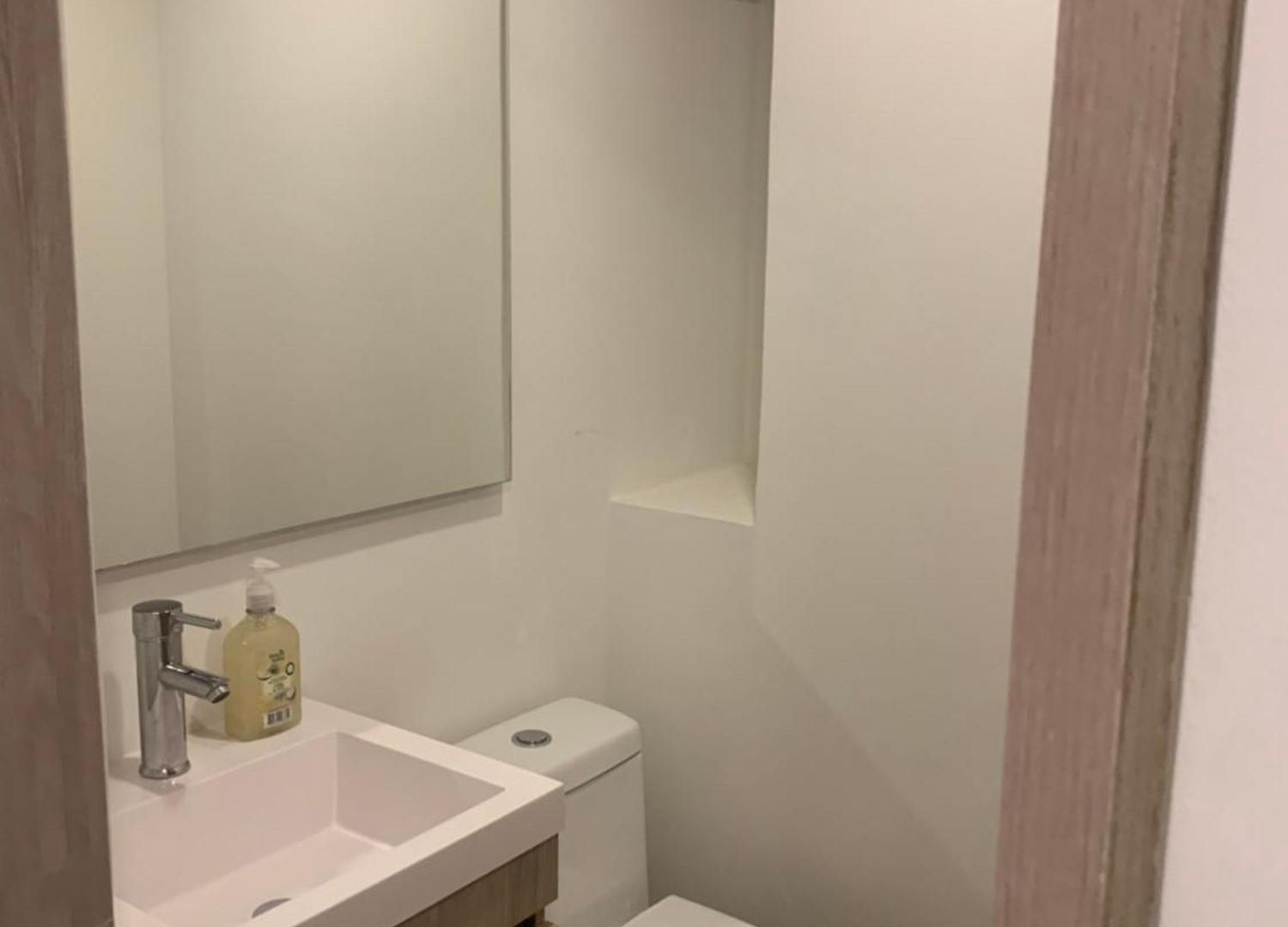 Oceani Towers 1006